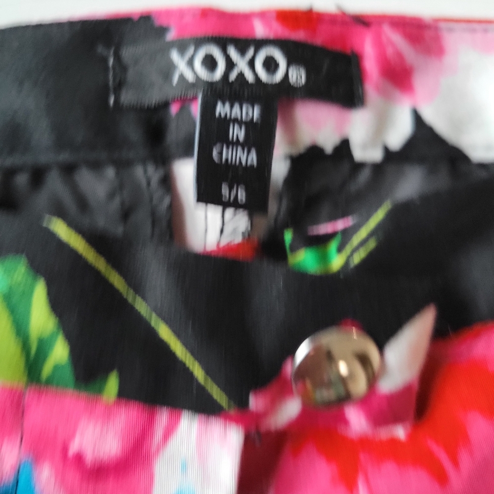XOXO Floral Pants, Size 5/6 - Picture 8 of 14